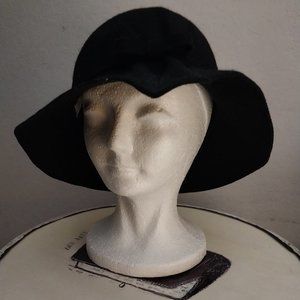 Black Cloche Hat | Size OS